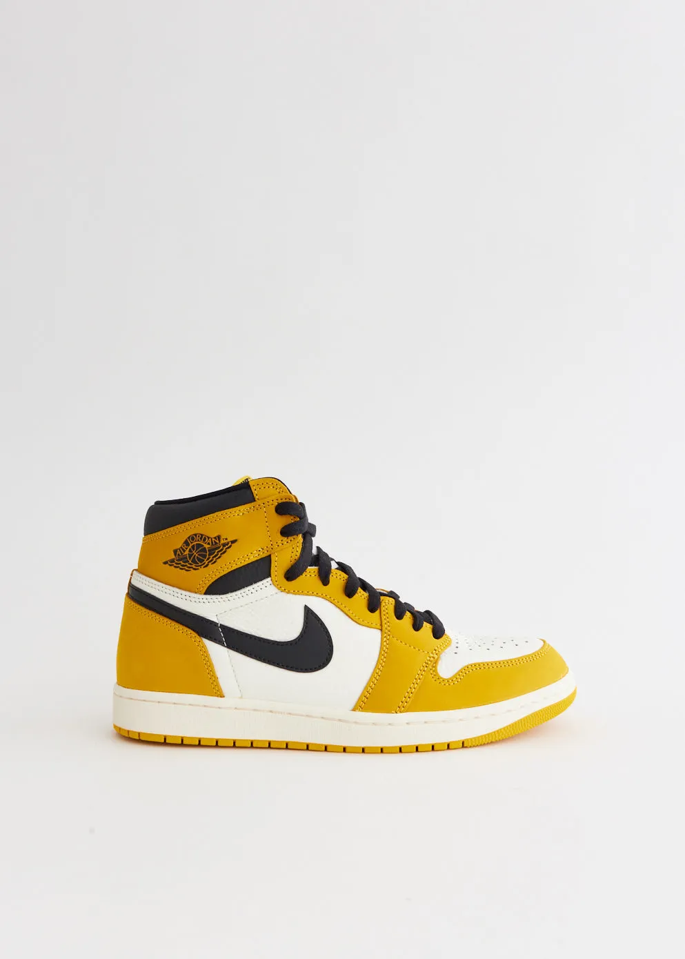 Air Jordan 1 Retro High OG 'Yellow Ochre' Sneakers