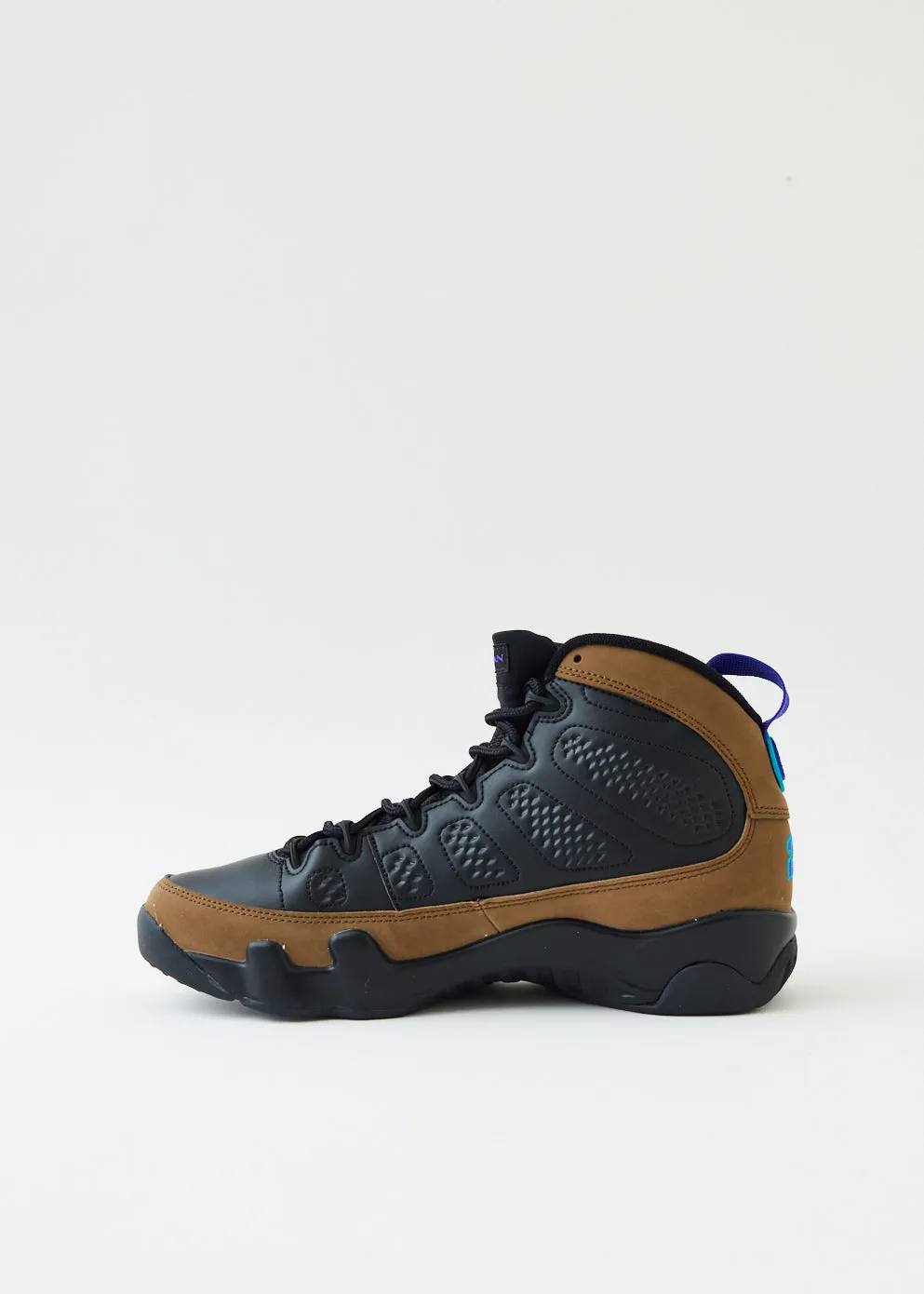 Air Jordan 9 Retro 'Light Olive' Sneakers