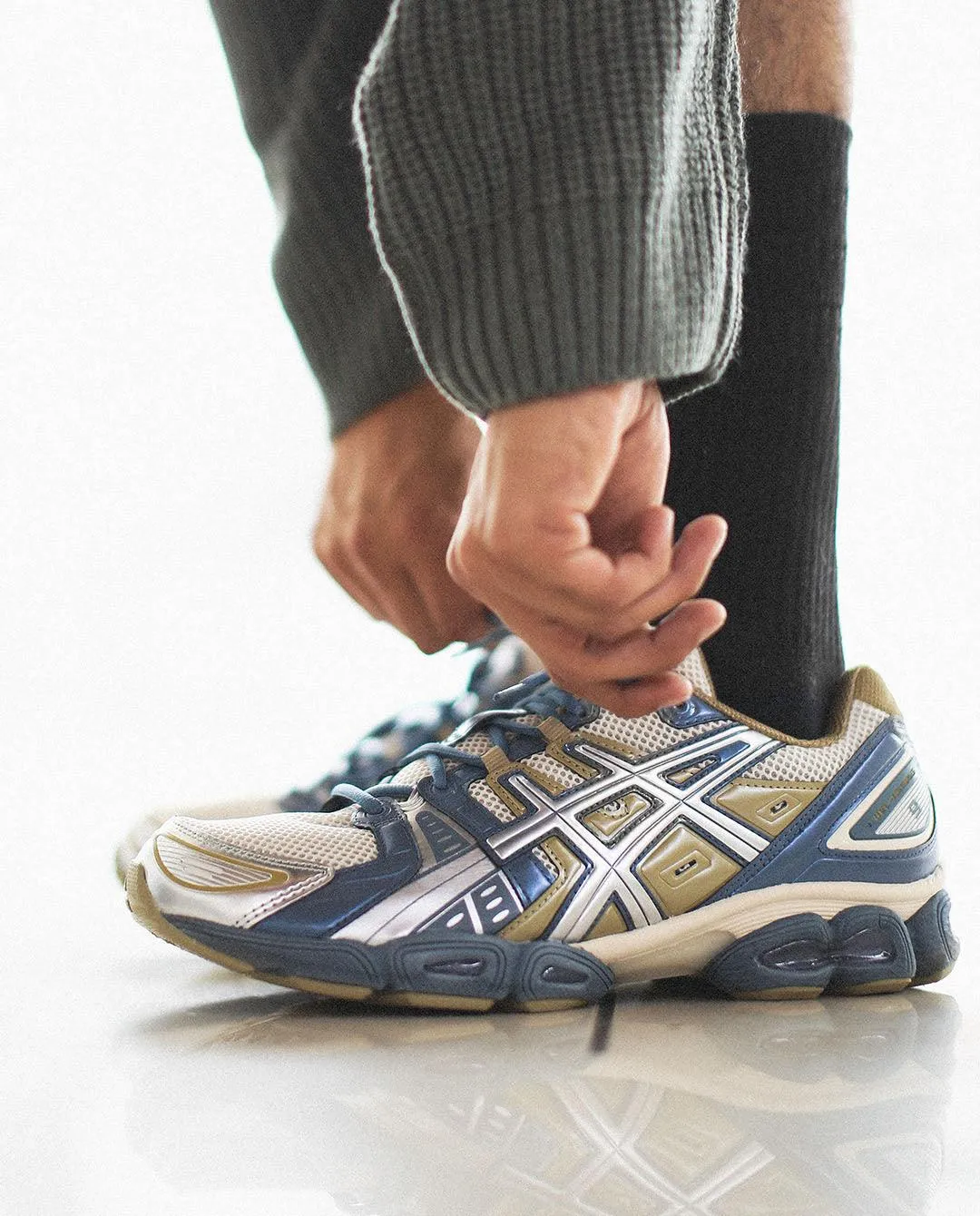 Asics - Gel-Nimbus 9 - Oatmeal / Ironclad