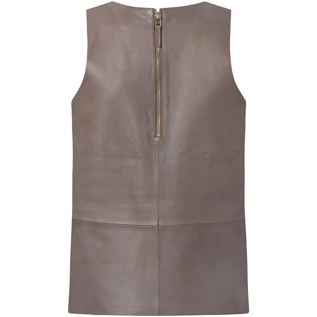 Beautiful and timeless Shade top / 51076 - Latte