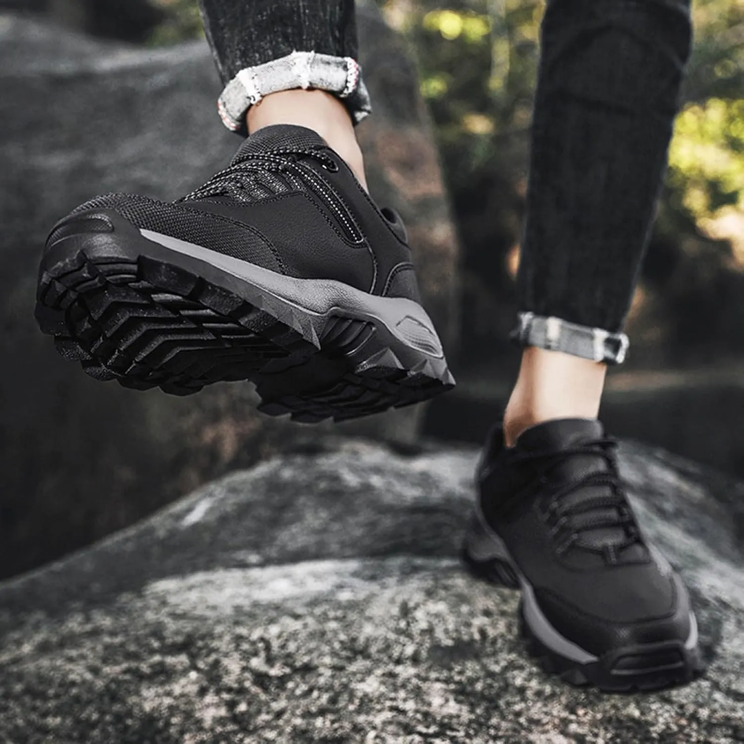 Fashion Sneakers Comfortable 2022 Men's Outdoor Hiking Shoes Ultra Light Casual Sports Round Toe Comfortable Fashion