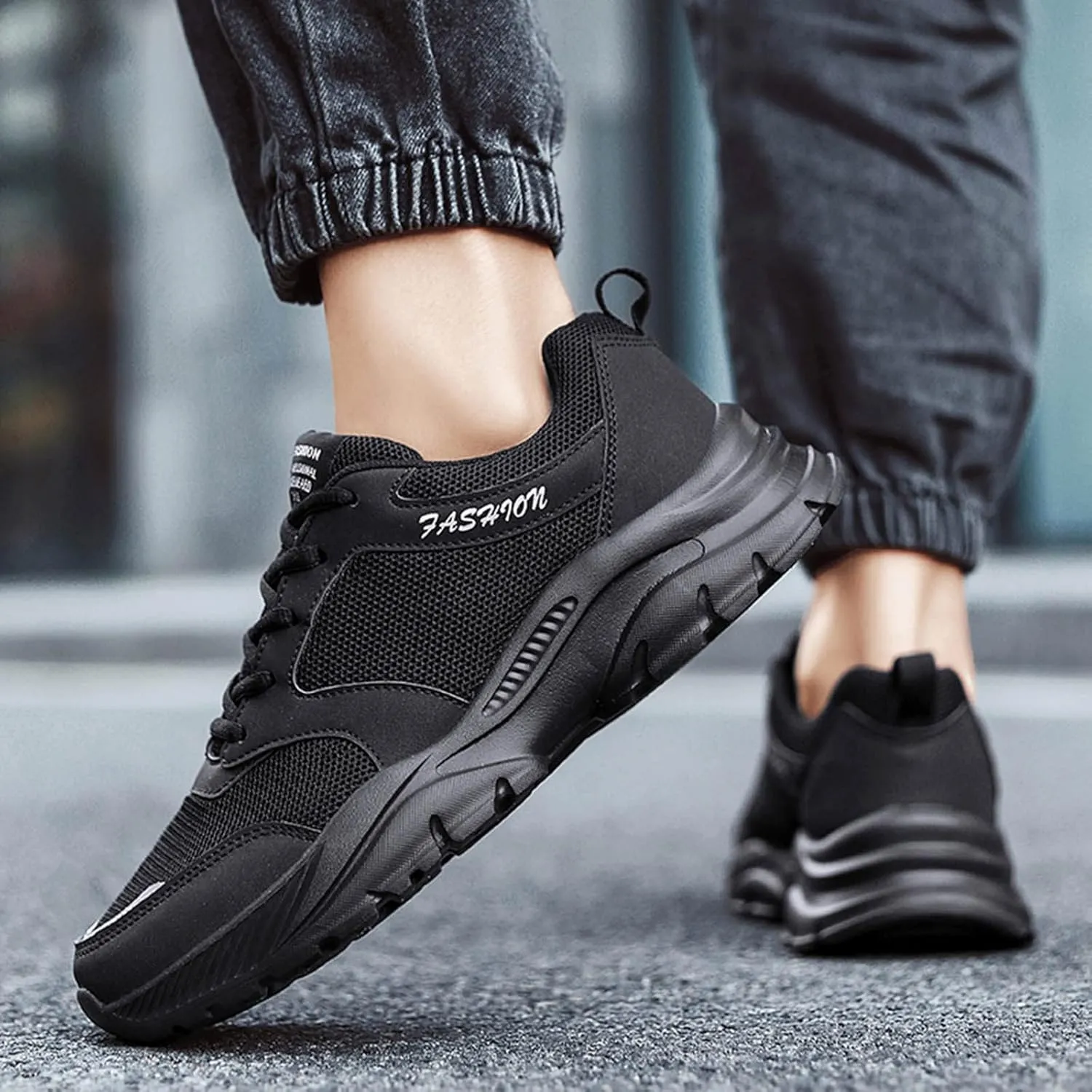 Men's Sneakers Men Sneakers Fashion New Pattern Seasonal Light Sports Shoes Non Slip Flat Bottom Comfortable Lace Up