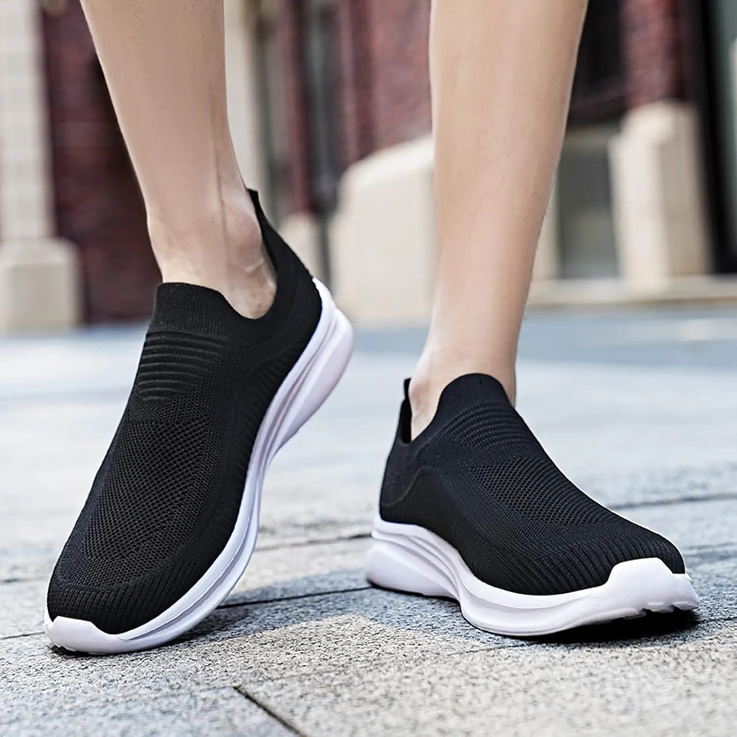 Mens Tennis Shoes Men Sports Shoes Fashionable and Simple Solid Color New Pattern Summer Mesh Breathable Slip On
