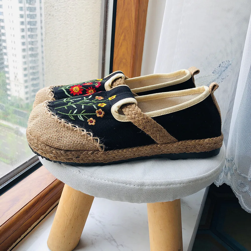 Veowalk Flowers Embroidered Women Handmade Linen Canvas Slip-On Loafers Comfortable Low Top Sneakers