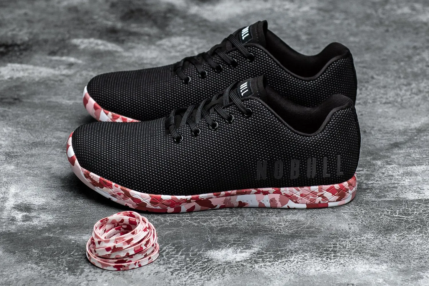 WILD BERRY TRAINER (WOMEN'S)