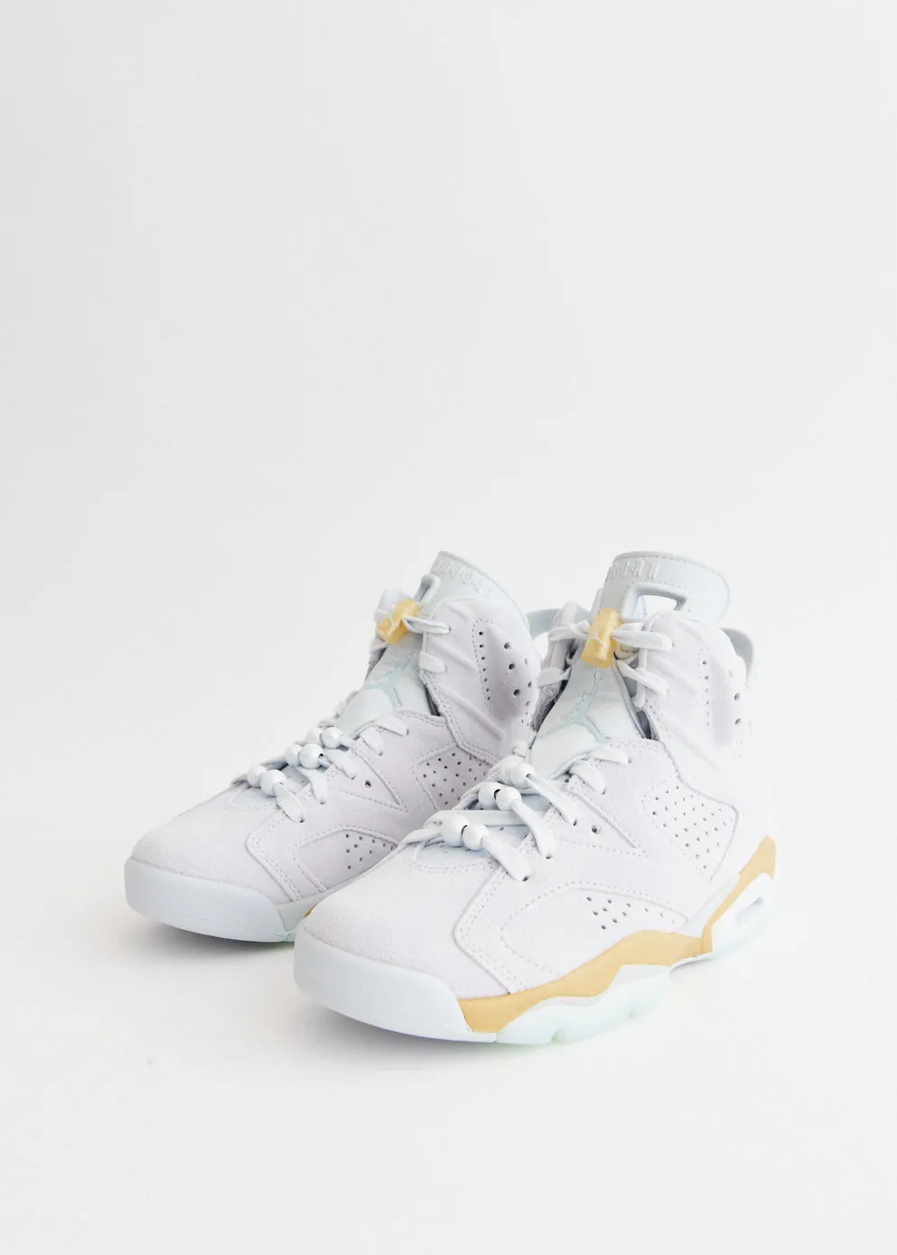 Women's Air Jordan 6 Retro 'Pearl' Sneakers