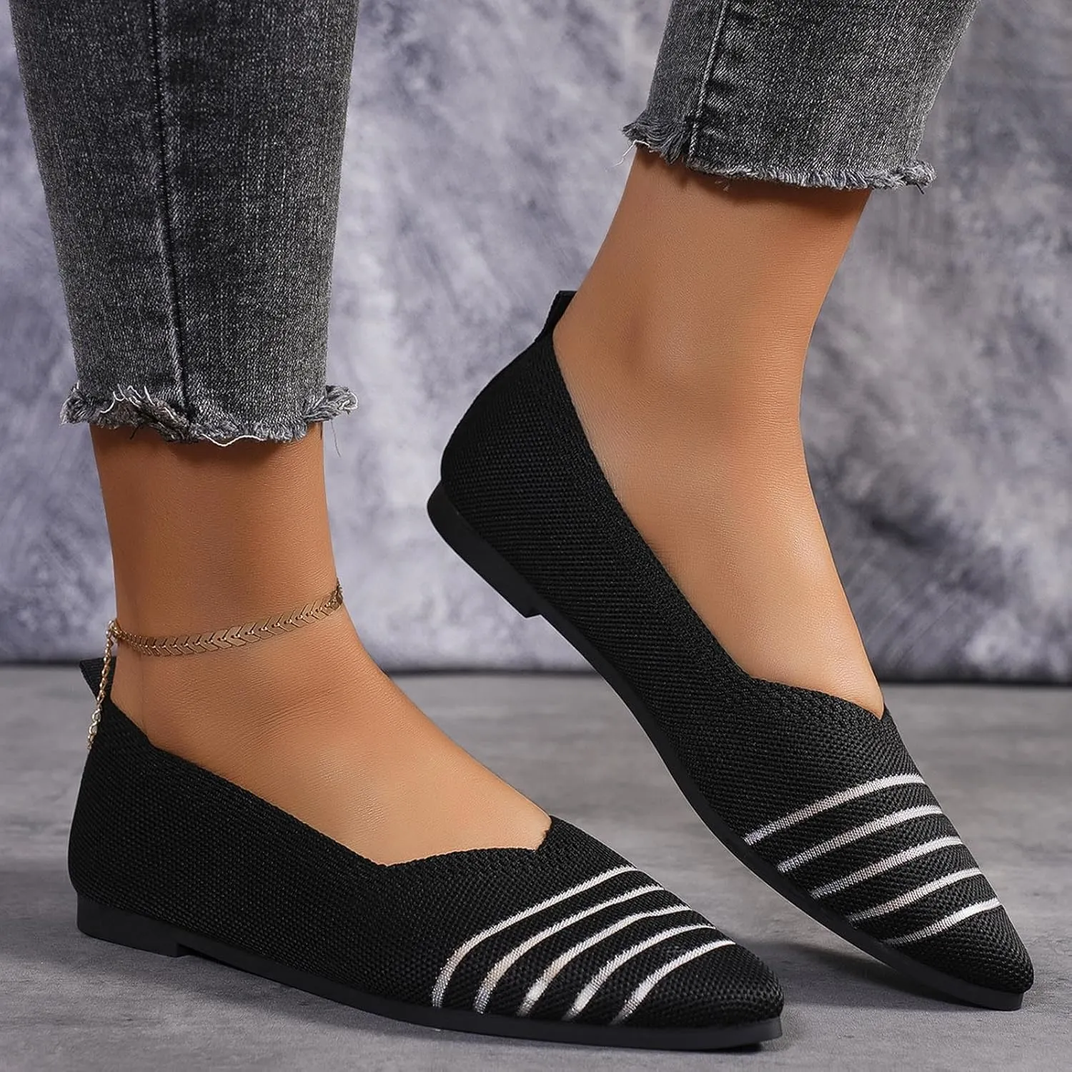 Women's Retro Flat Shoes Flying Weave Round Head Shallow Mouth One Foot Stirrup Single Shoes Work Single Shoes