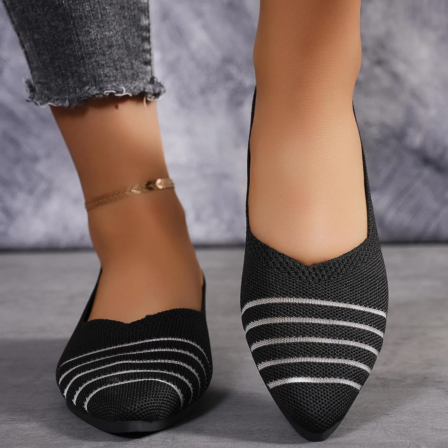 Women's Retro Flat Shoes Flying Weave Round Head Shallow Mouth One Foot Stirrup Single Shoes Work Single Shoes